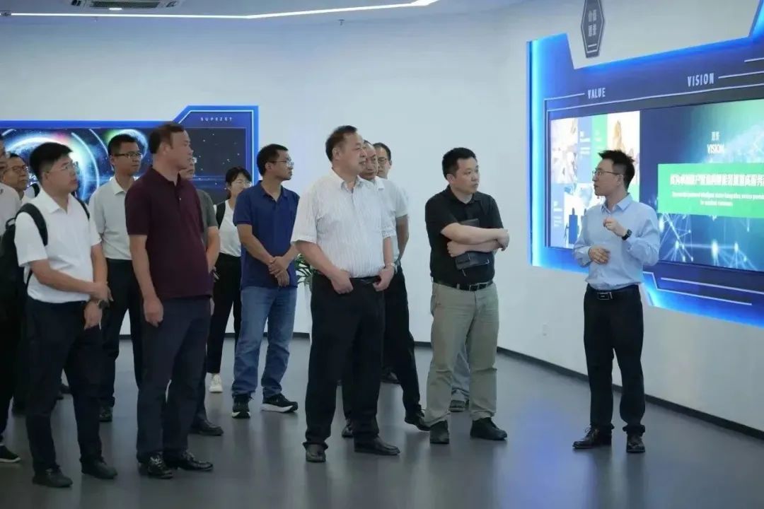新能源 新动力 新未来|凯时官方股份“动力与能源工业集群”圆桌座谈会顺遂召开